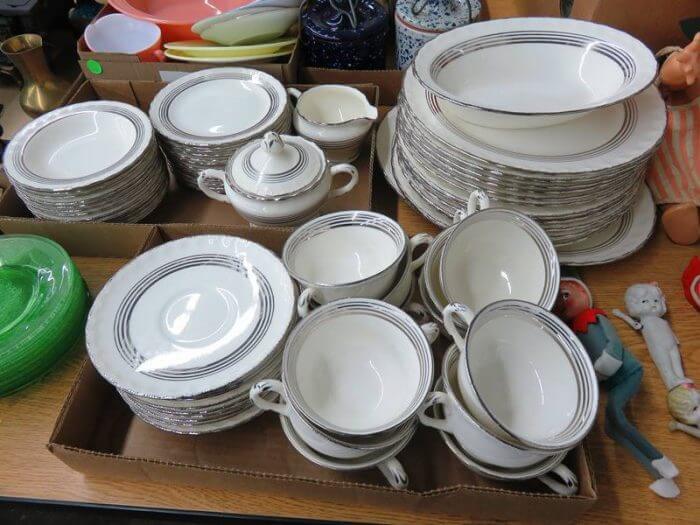 Set of plates