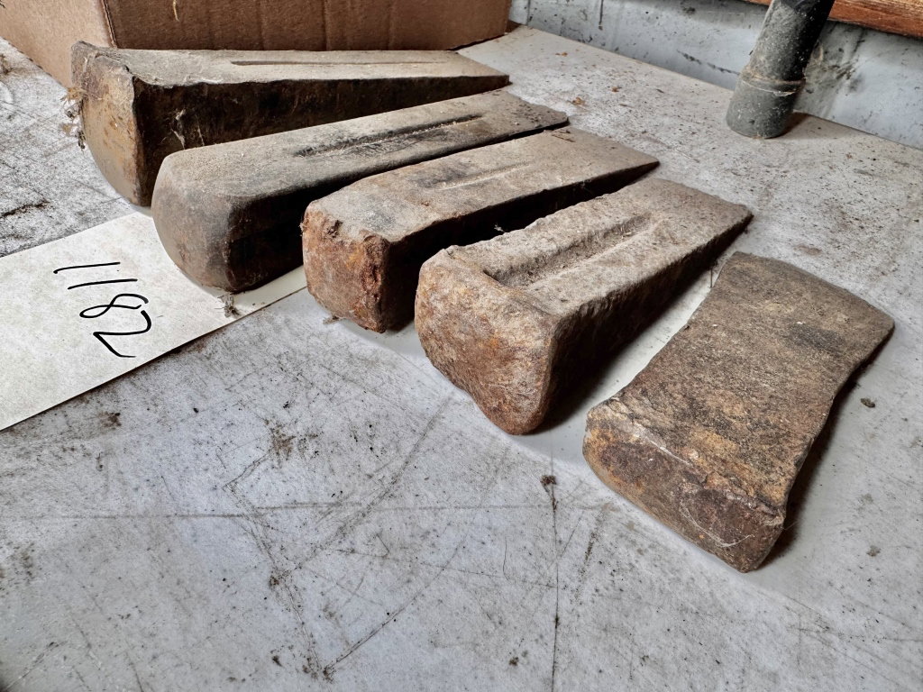 1182