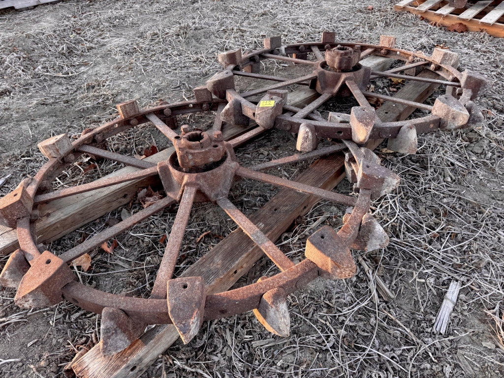 222