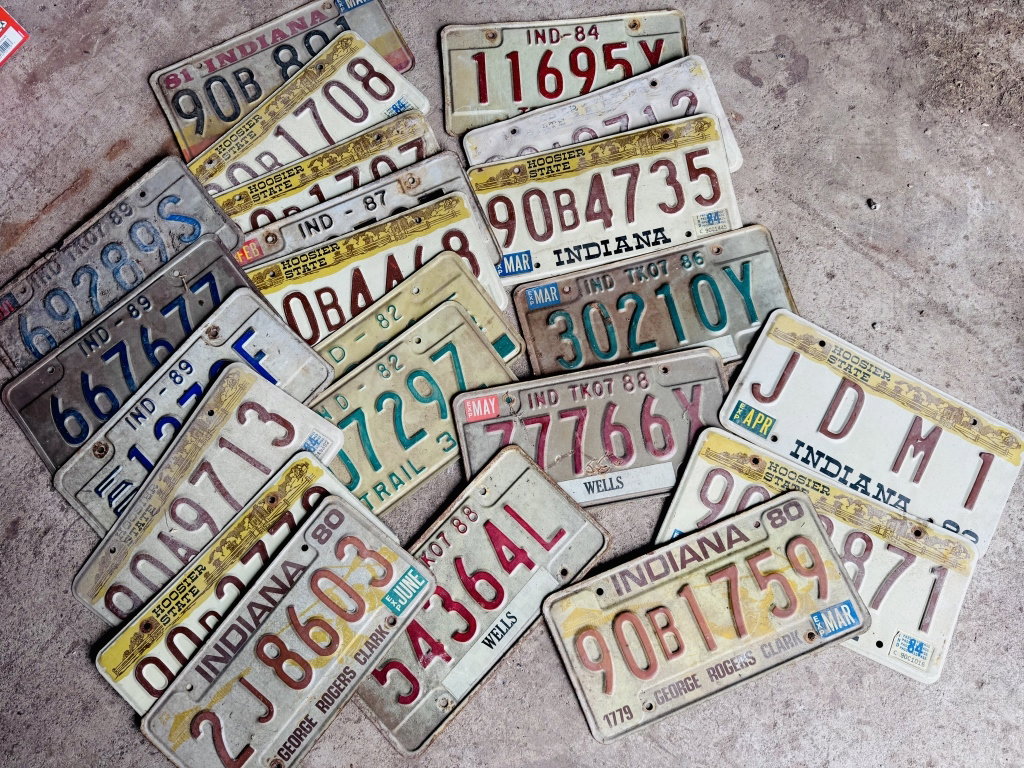 3021