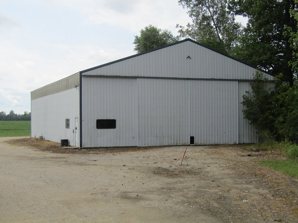 1598 W 650 N 8