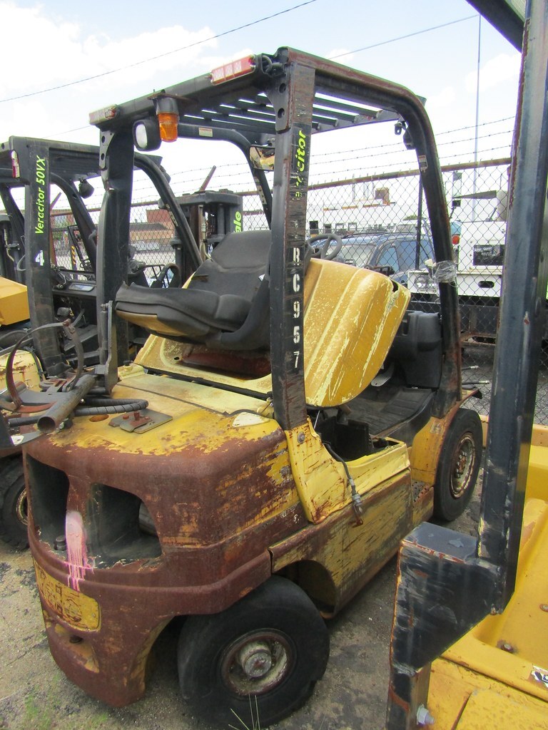 3838 e pontiac st 56