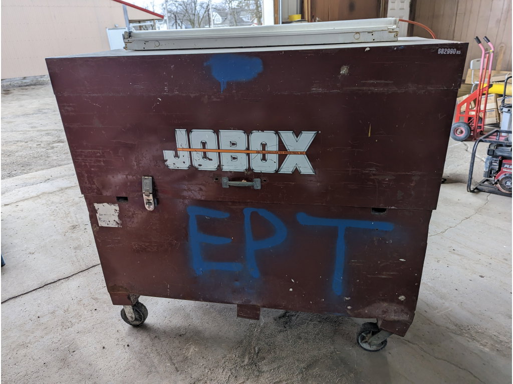 773 1
