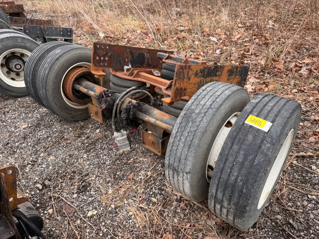 4413