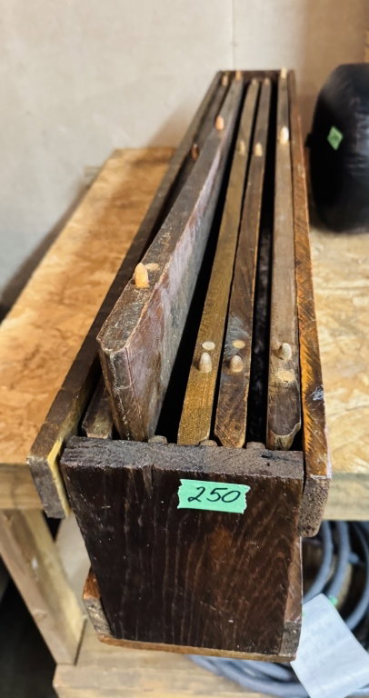 250