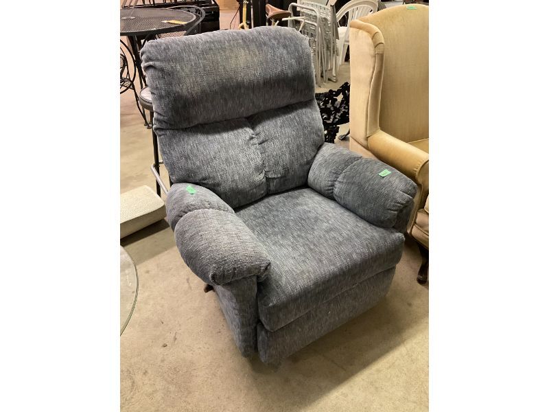 667 1