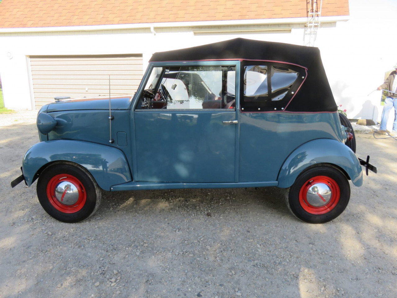 Antique car auction 1
