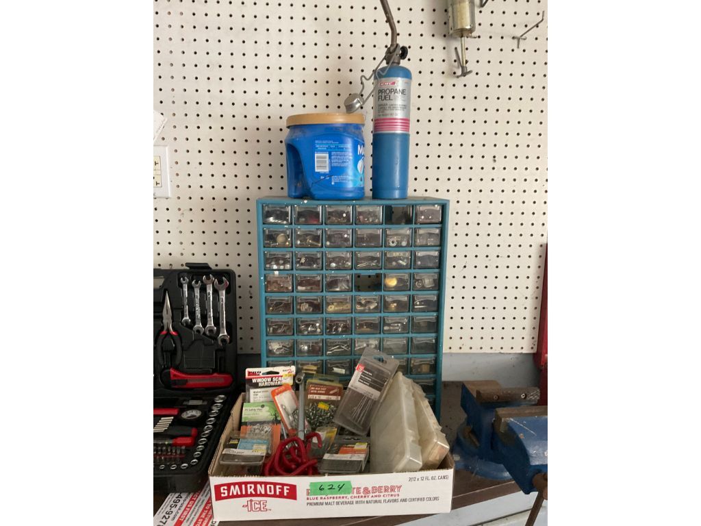 624 1