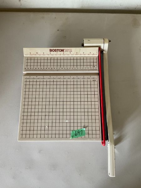 697 1