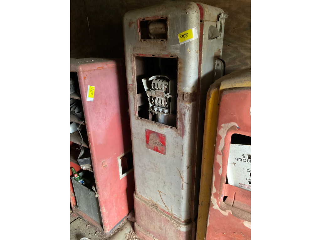908 1