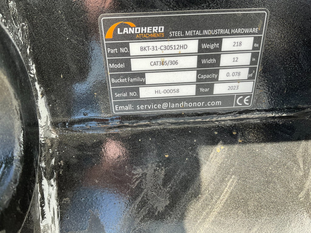 2501