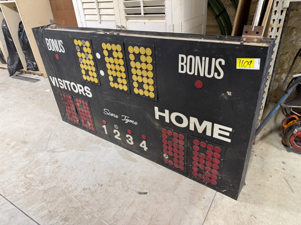 1109