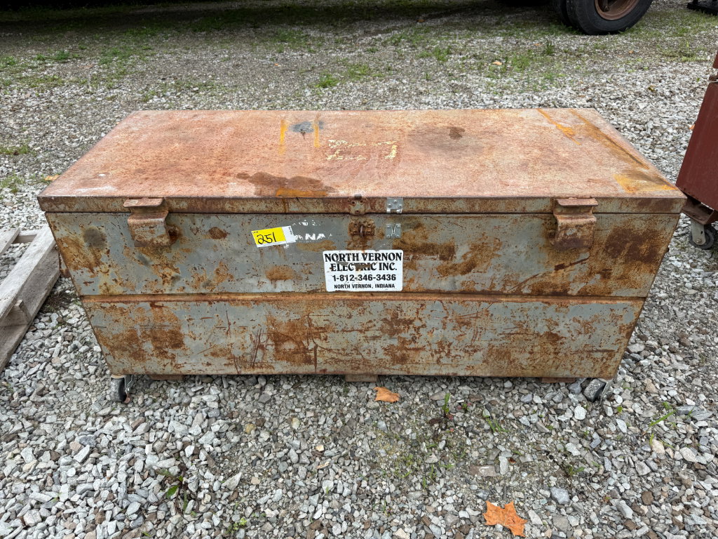 251