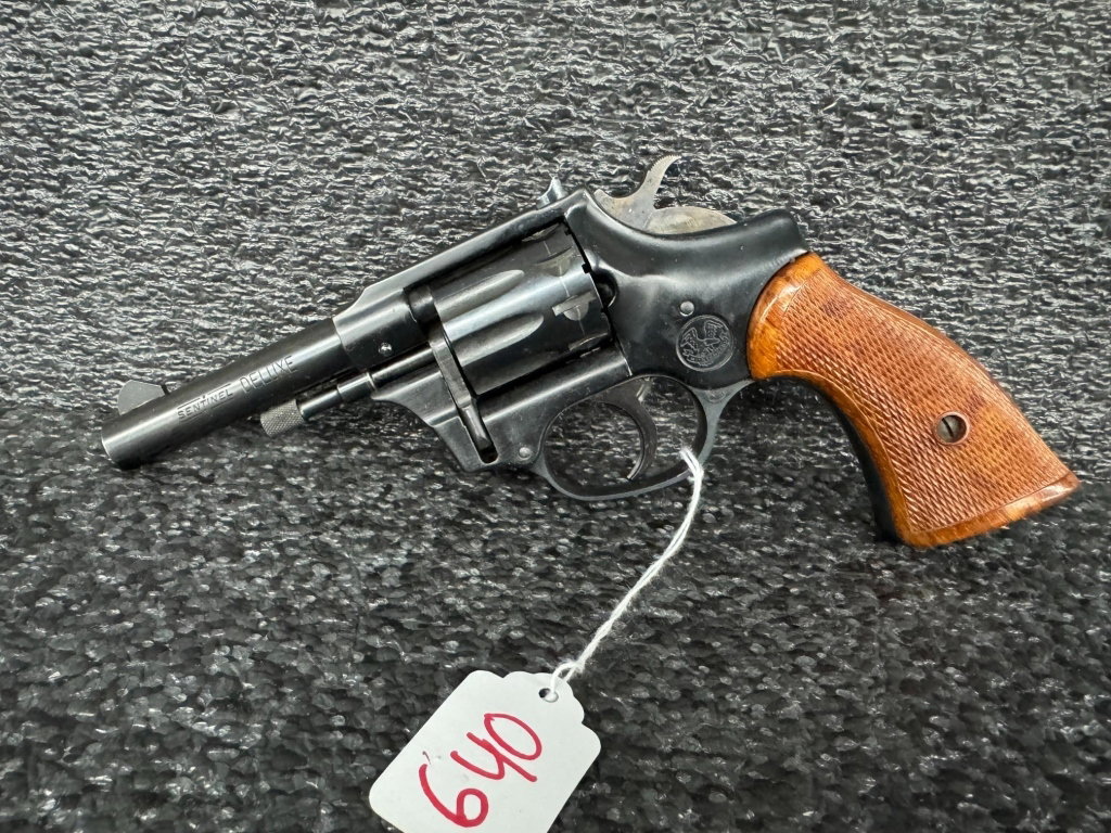 640
