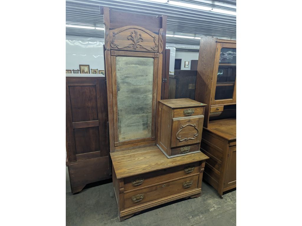 1048 1