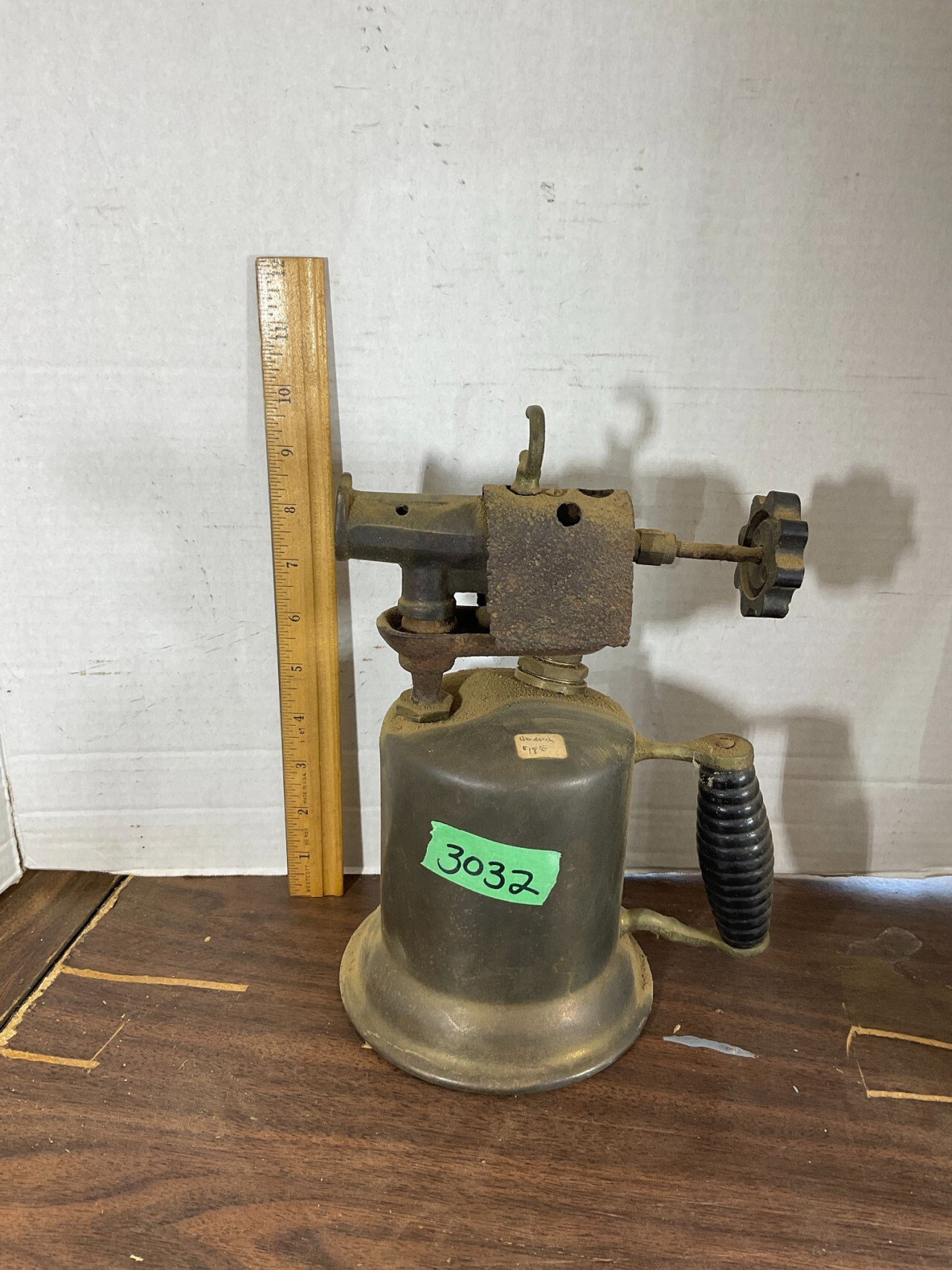 3032 1