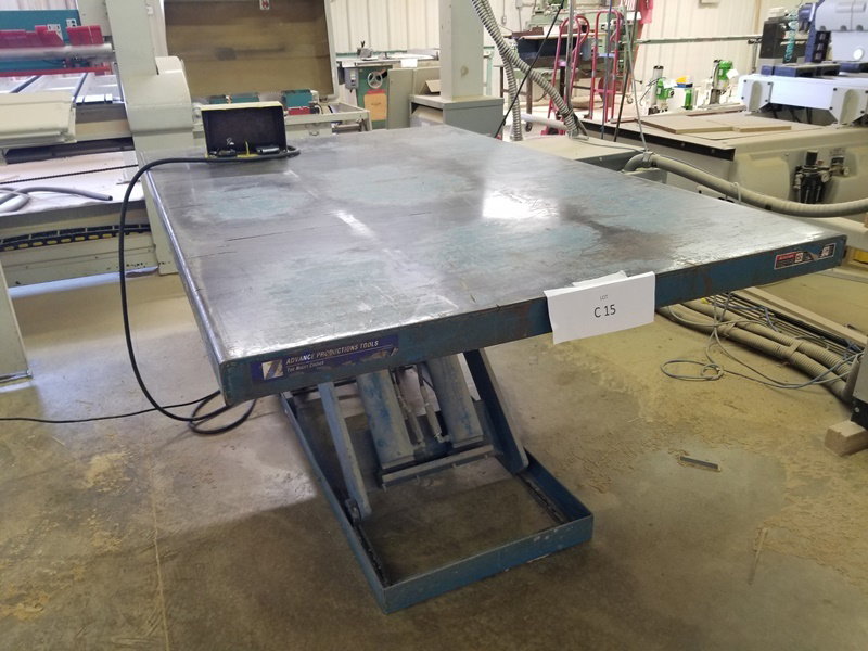 C15 Blue Lift Table