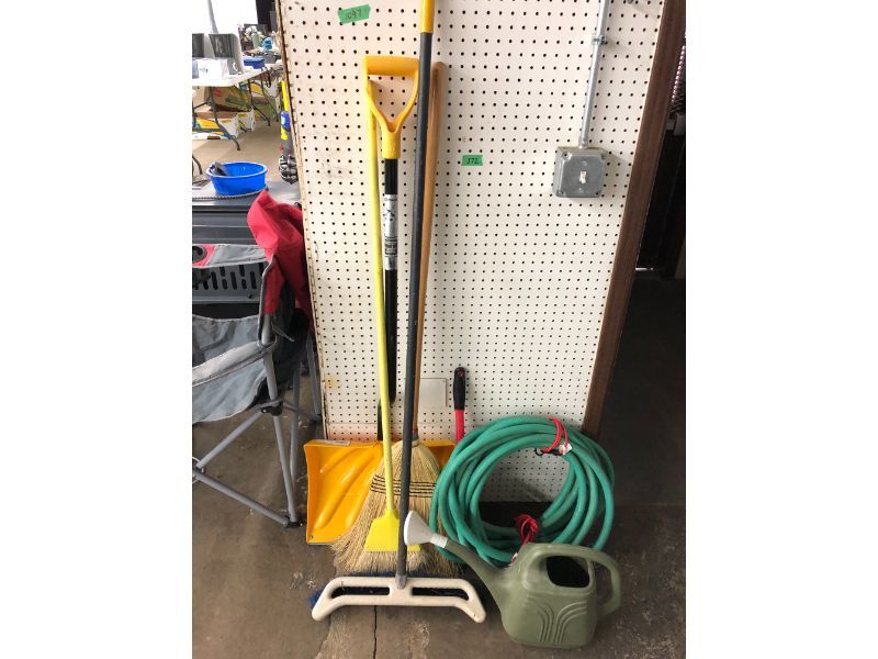 372 1