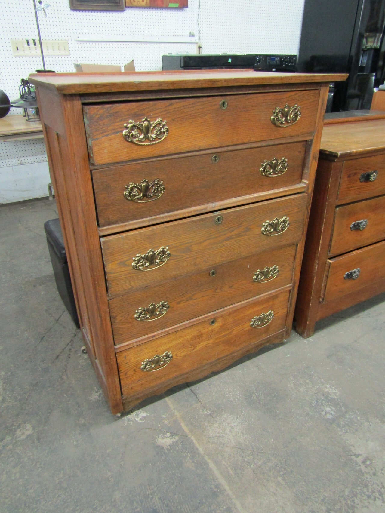 Upcoming Consignment Auction Decatur 132