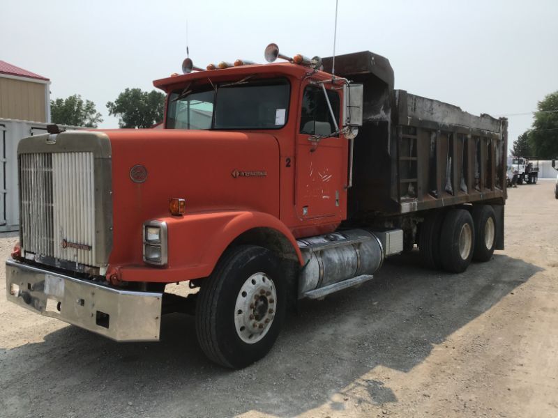 821 1