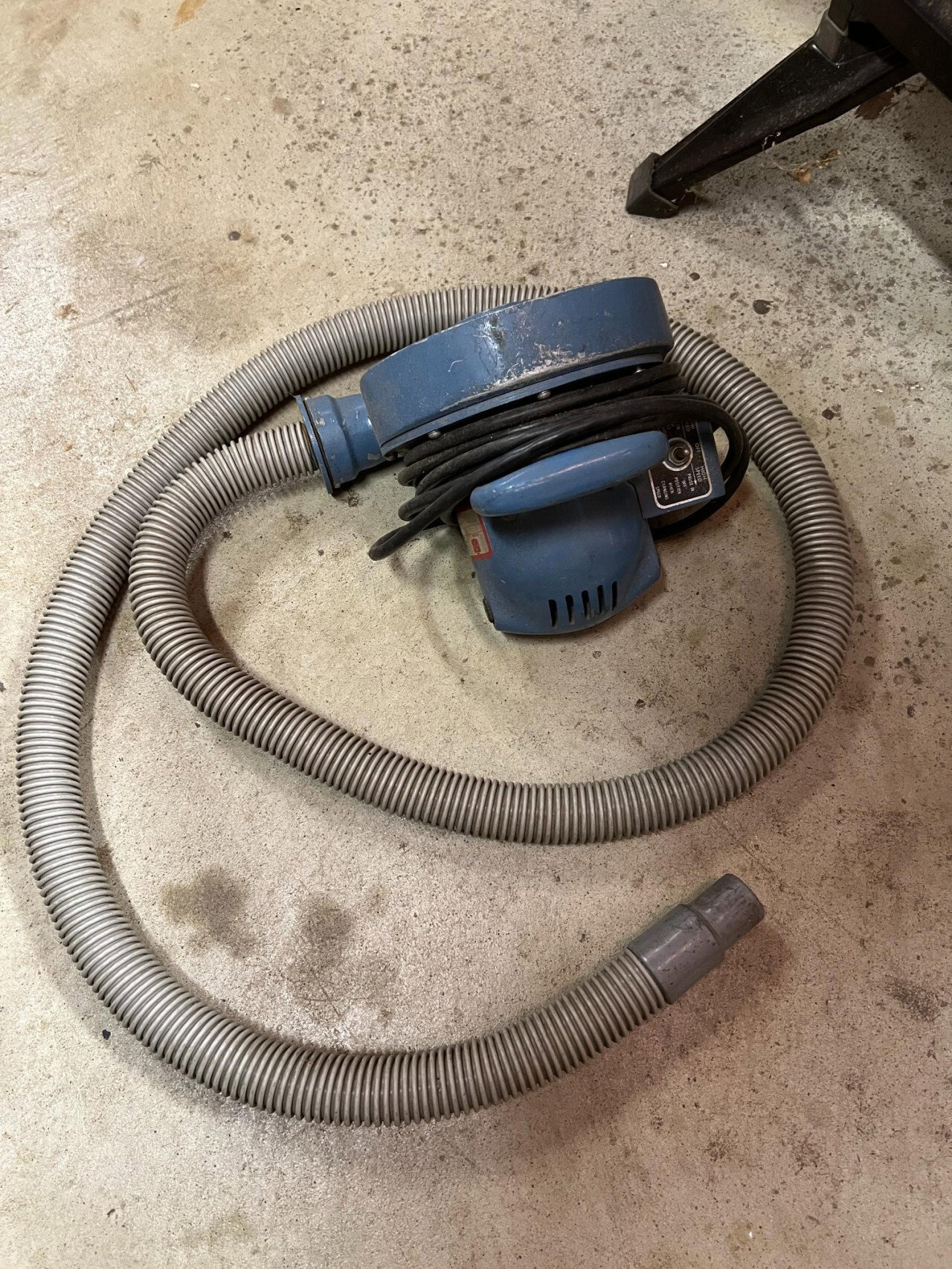 220 1