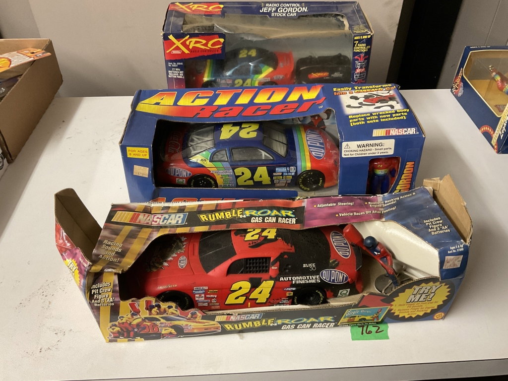 762