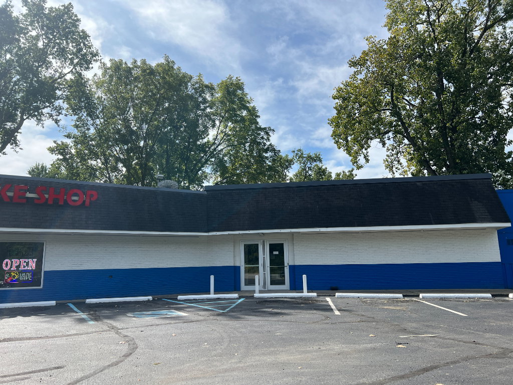 Outside 7