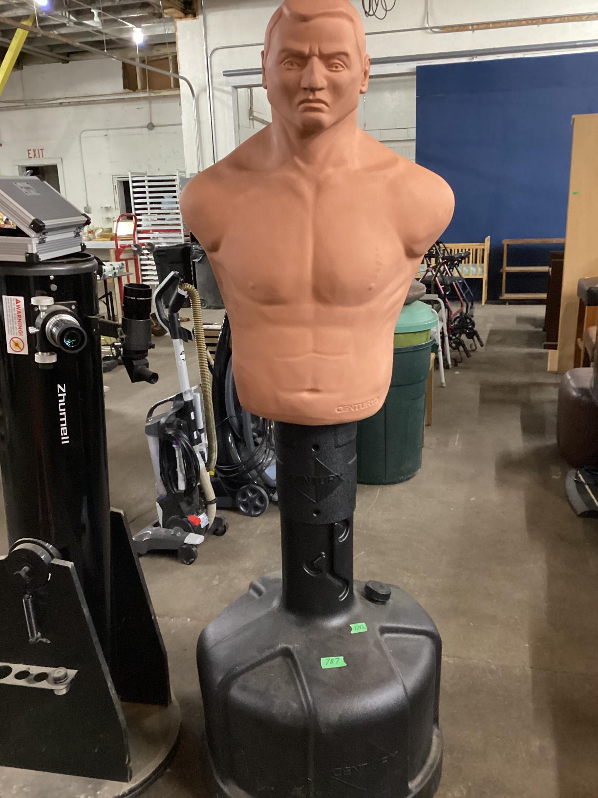 787 1