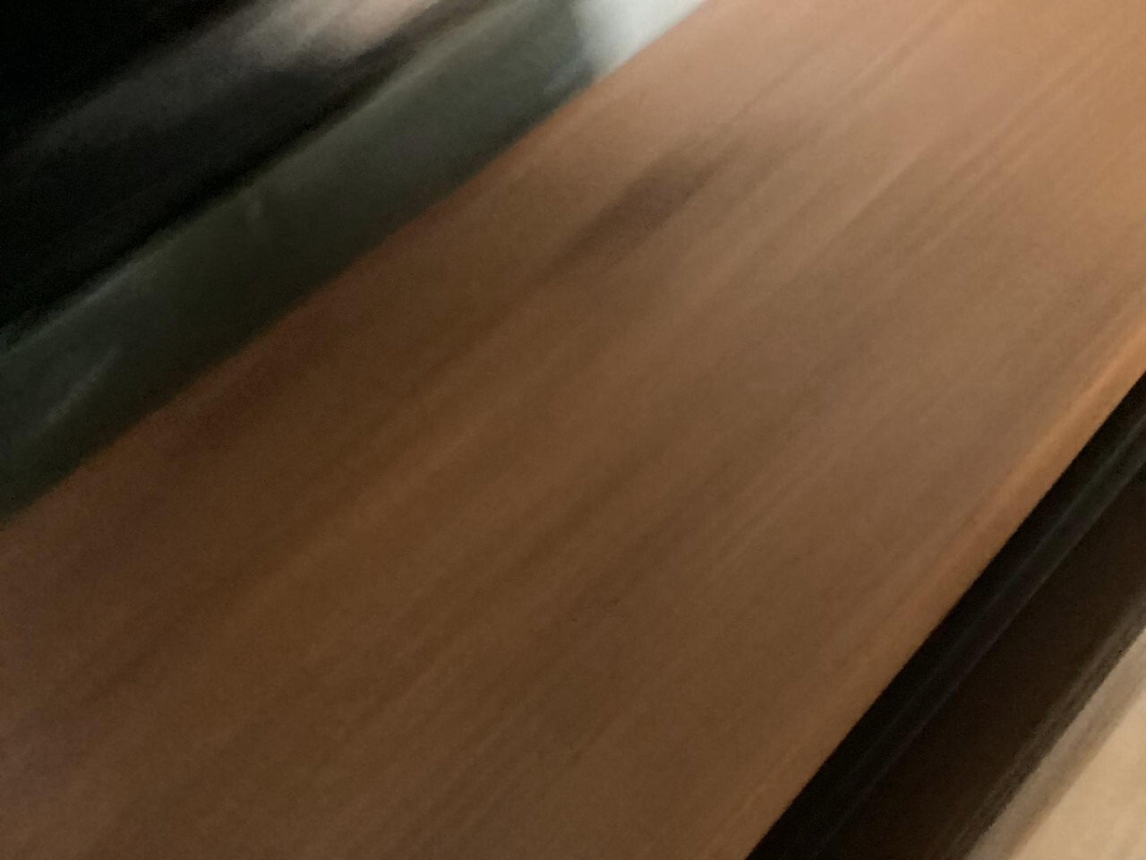 878 1