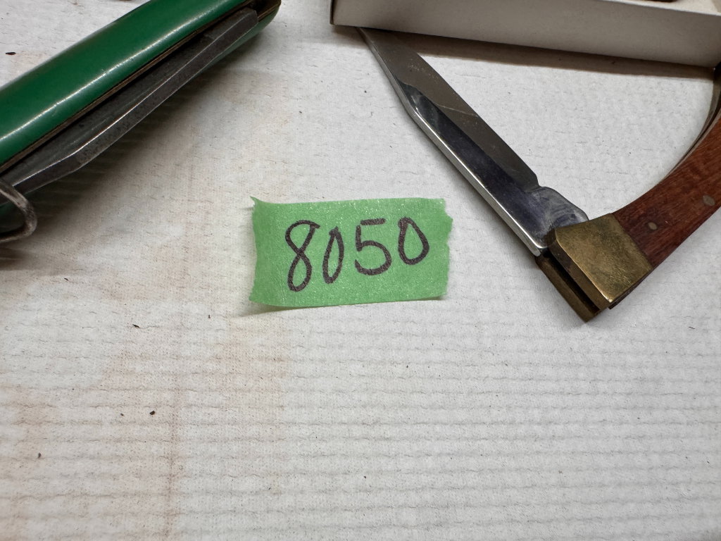 8050 1