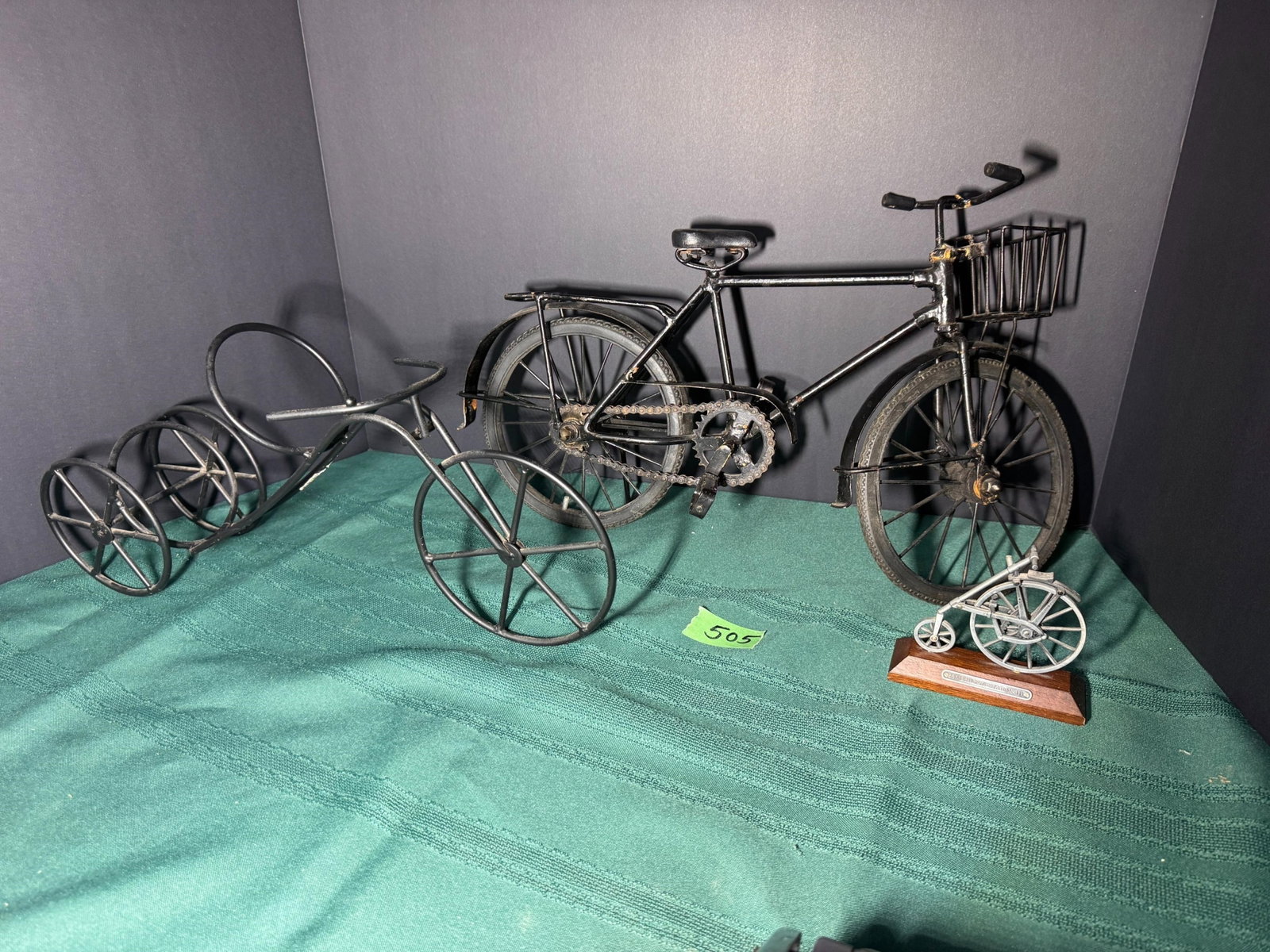 505