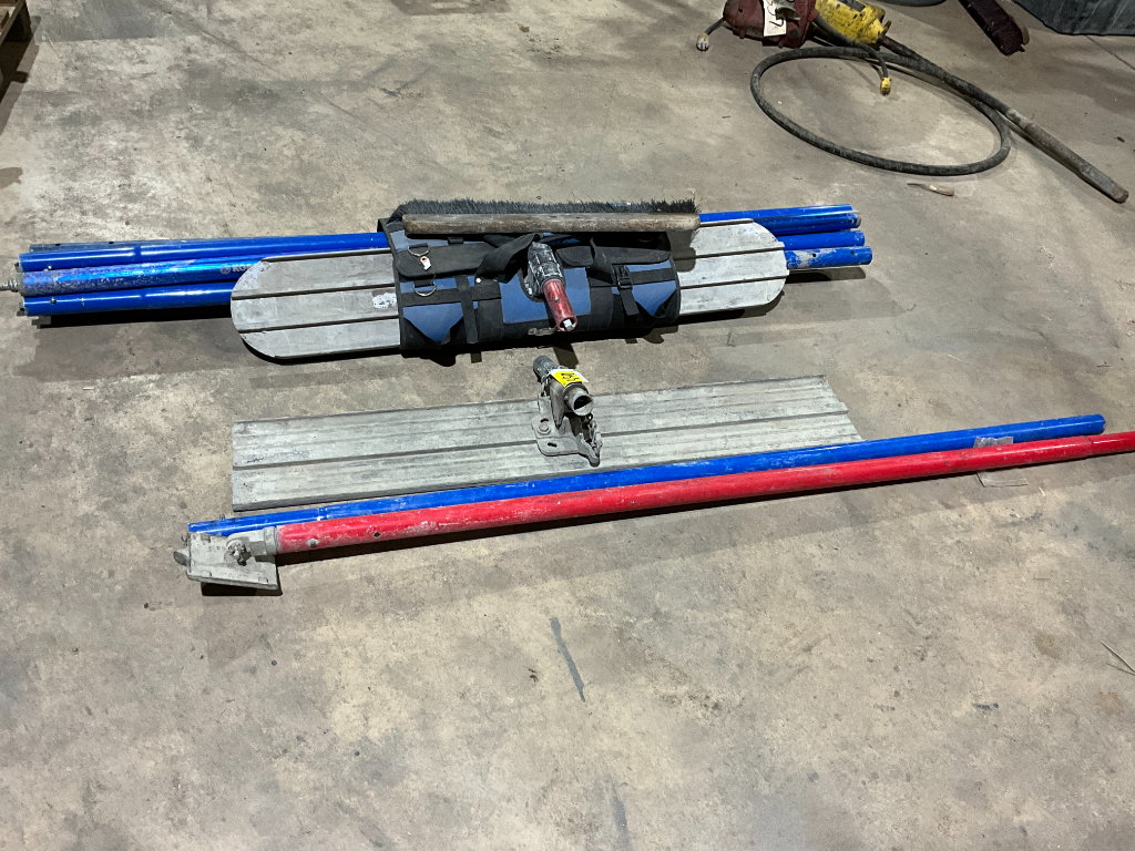 490