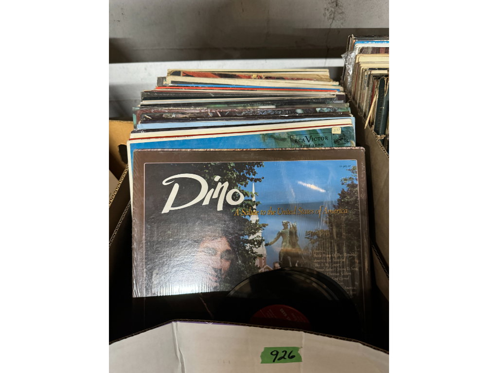 926 1