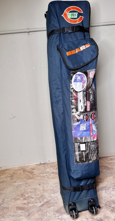 995