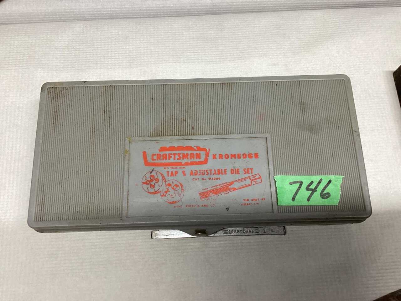 746 1