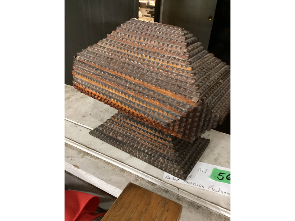 561 1