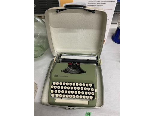 924 1