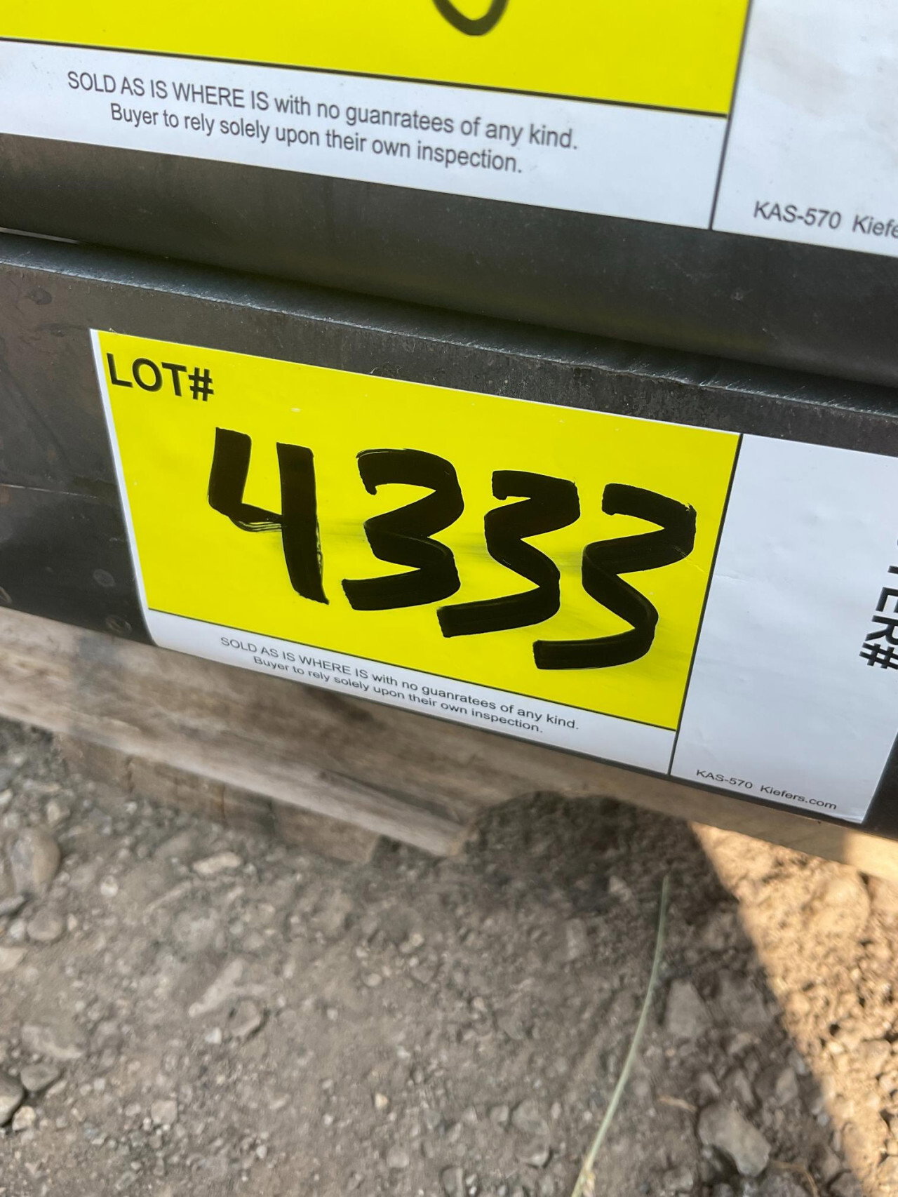 4333