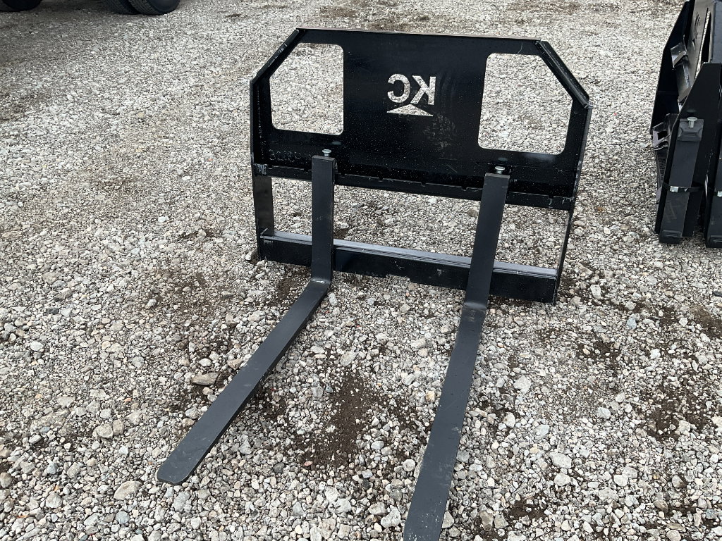 6223