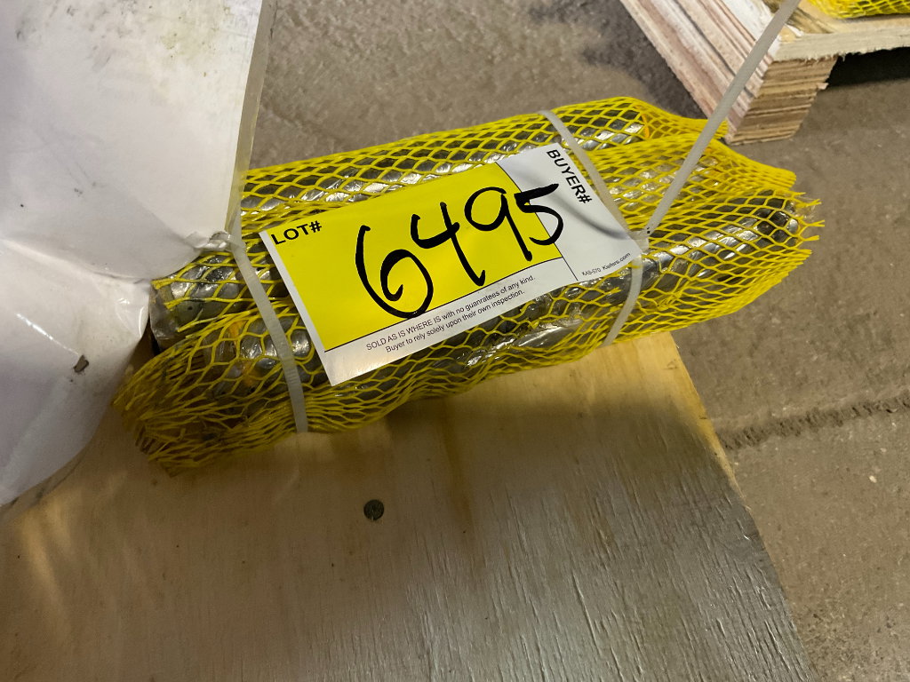 6495