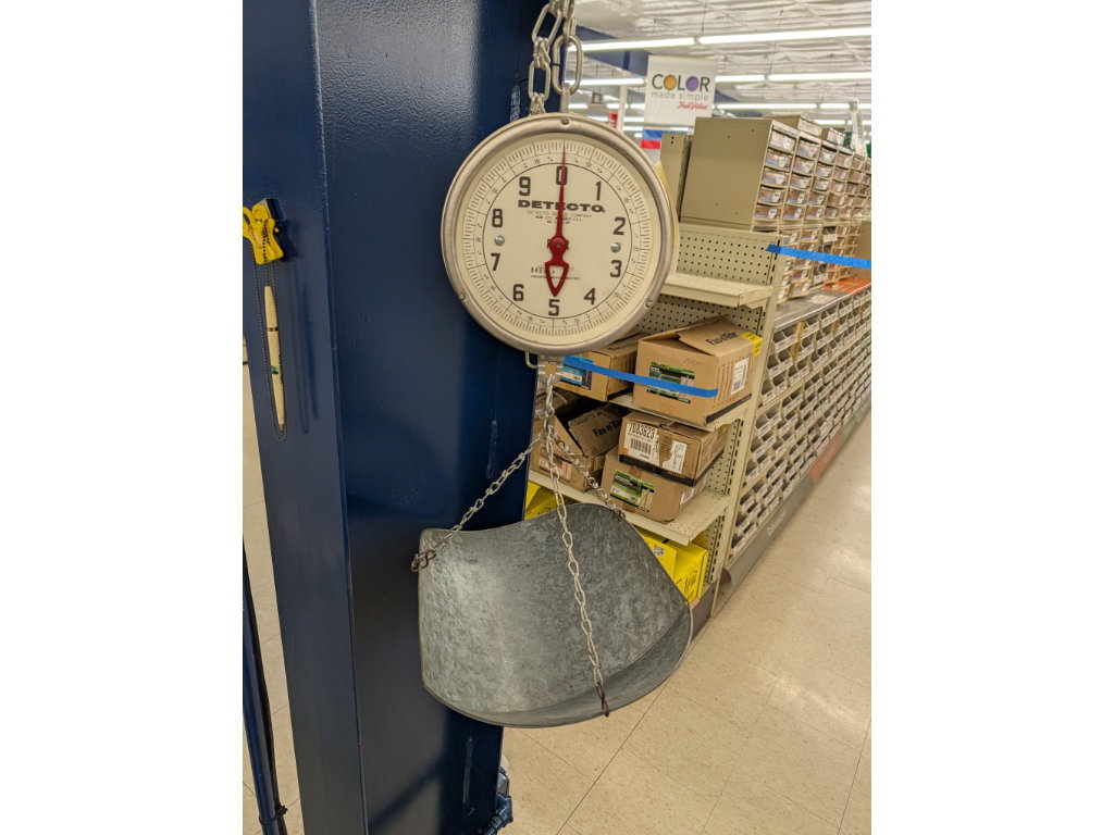 832 1