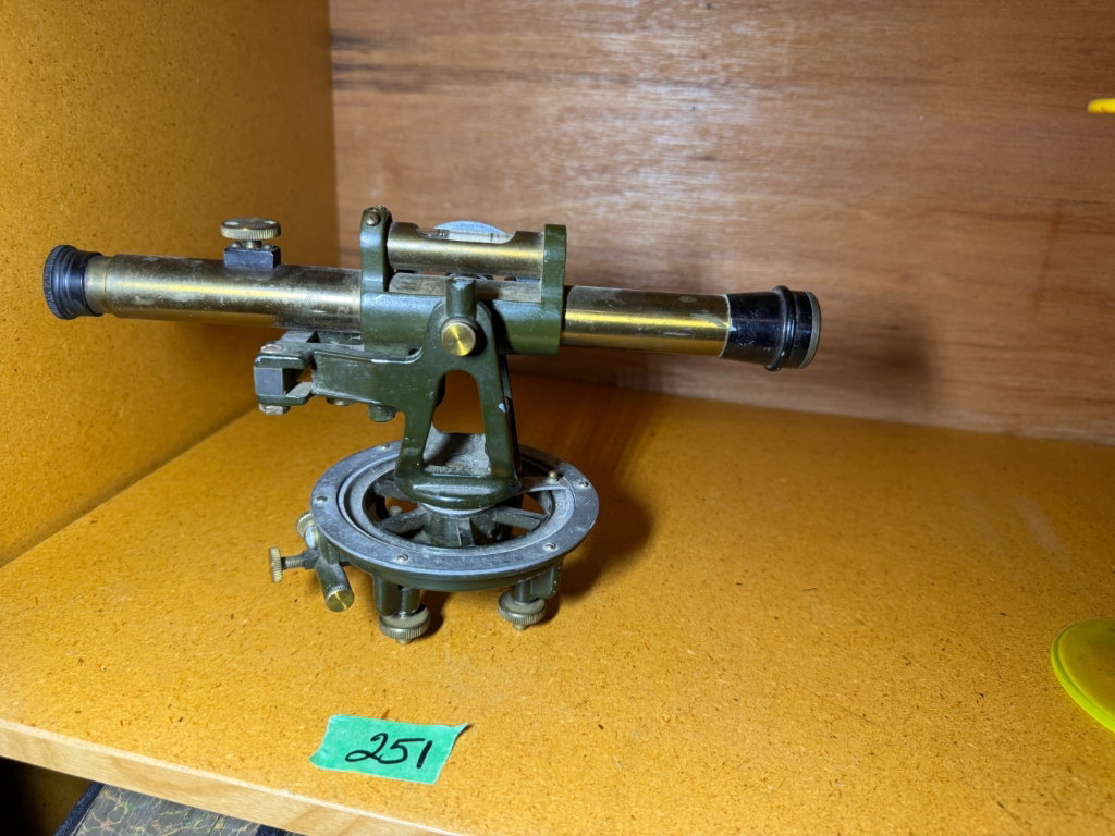 251
