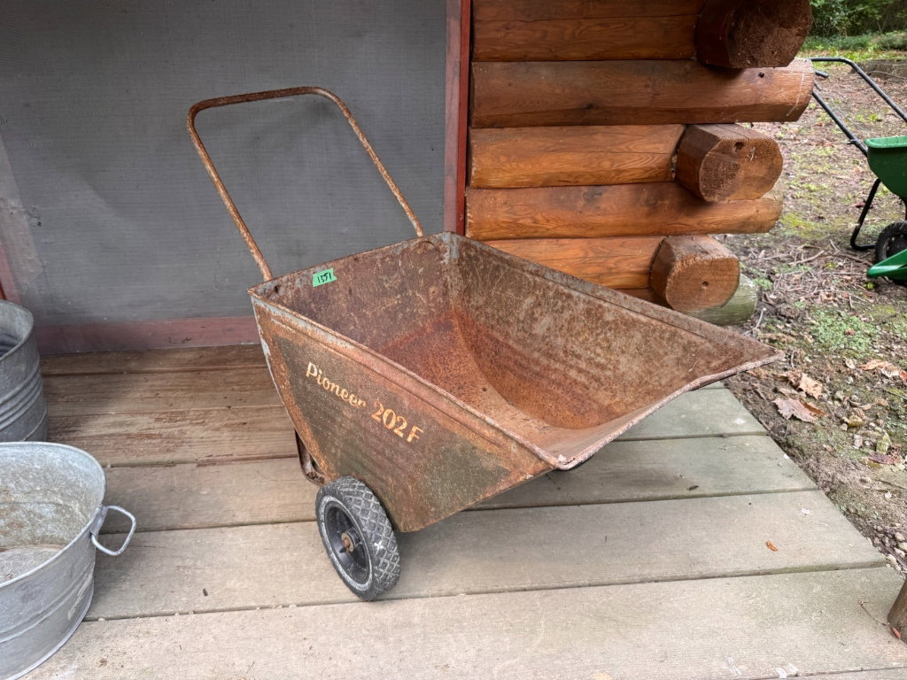 1351