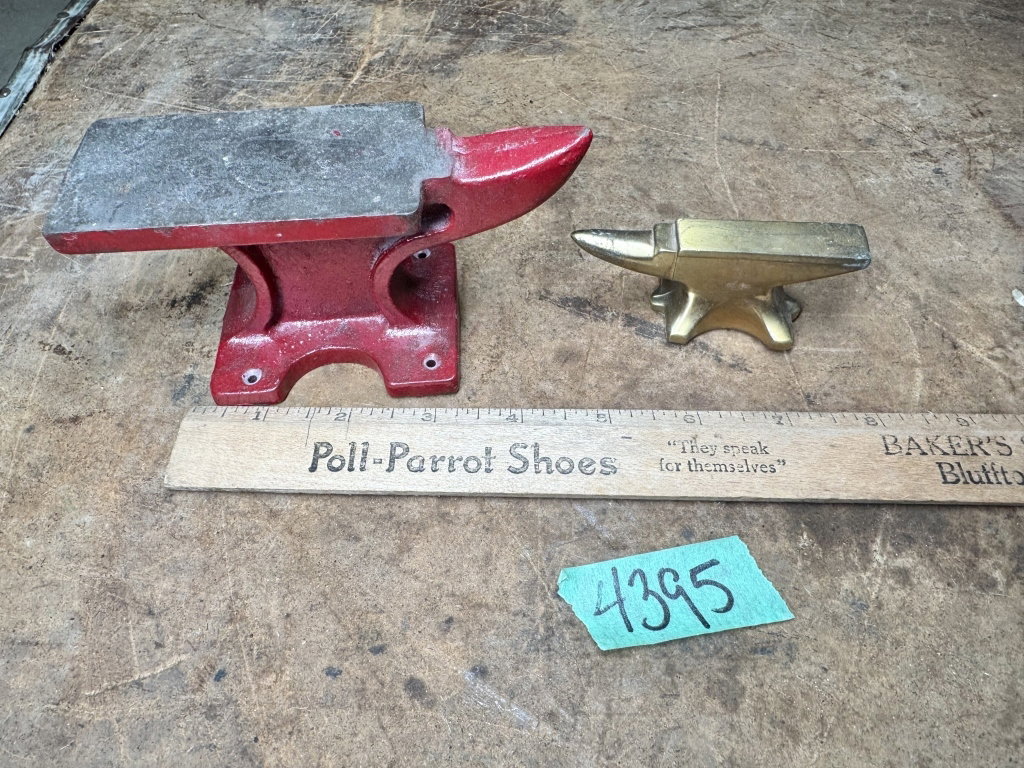 4395
