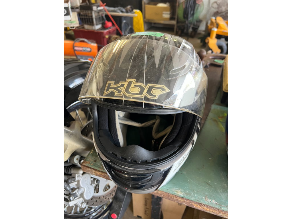 400 A 1
