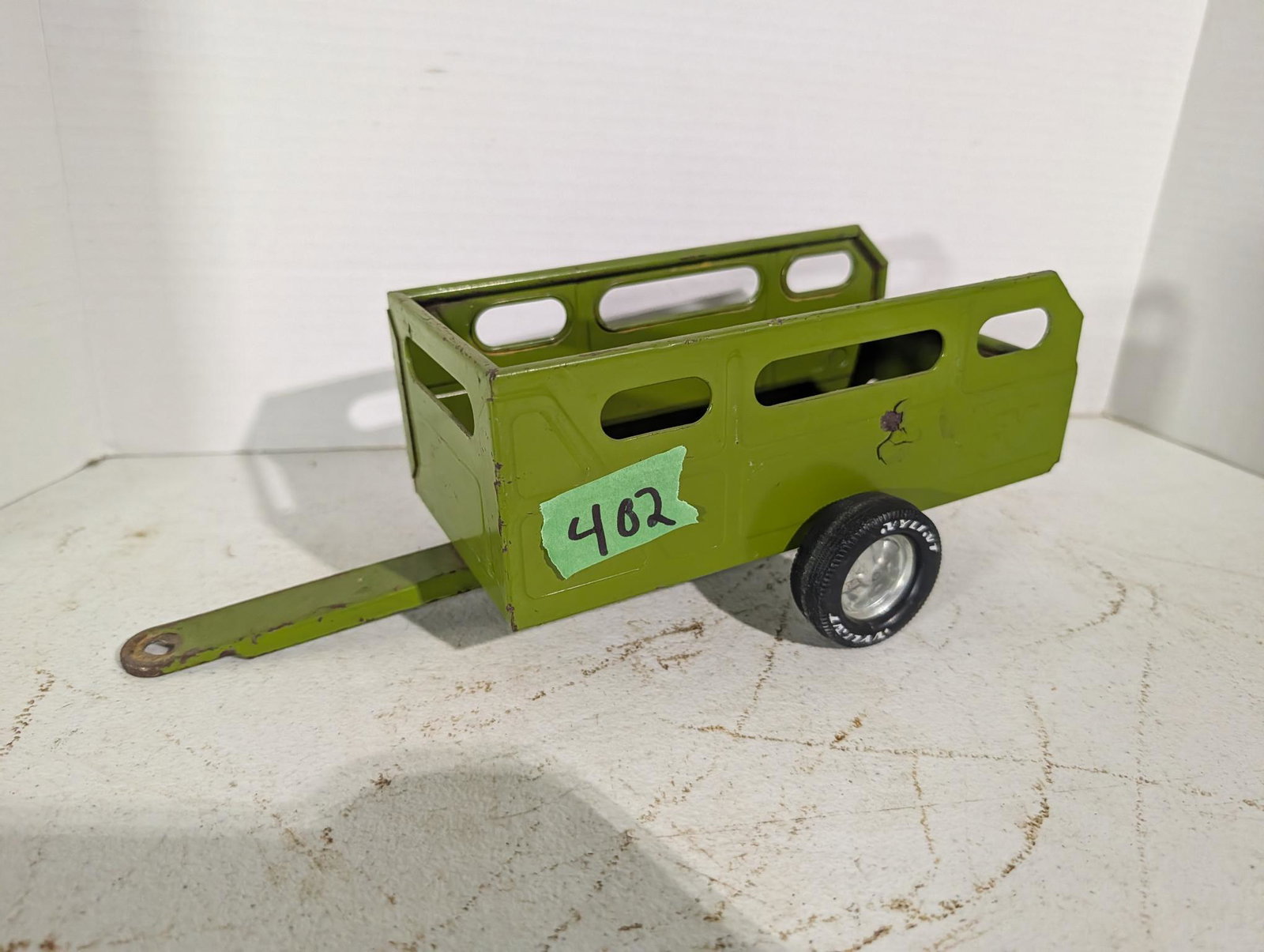 402 1