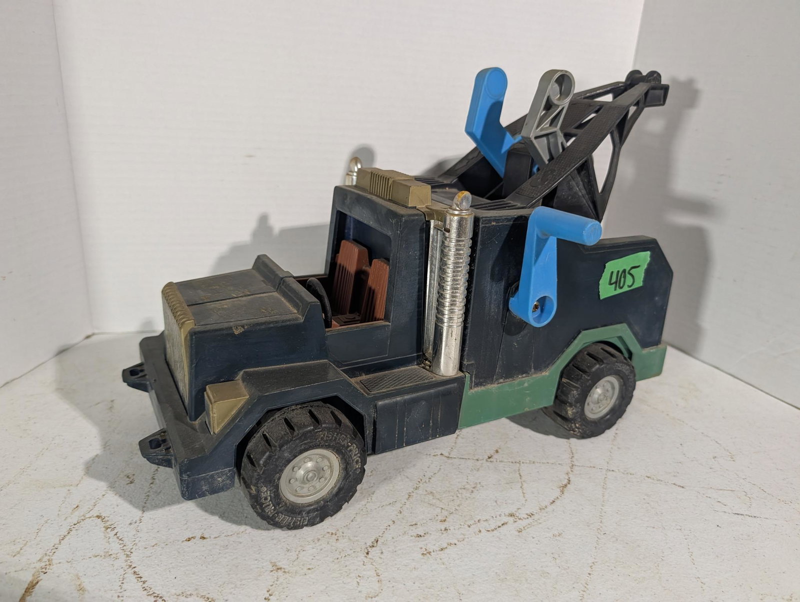 405 1