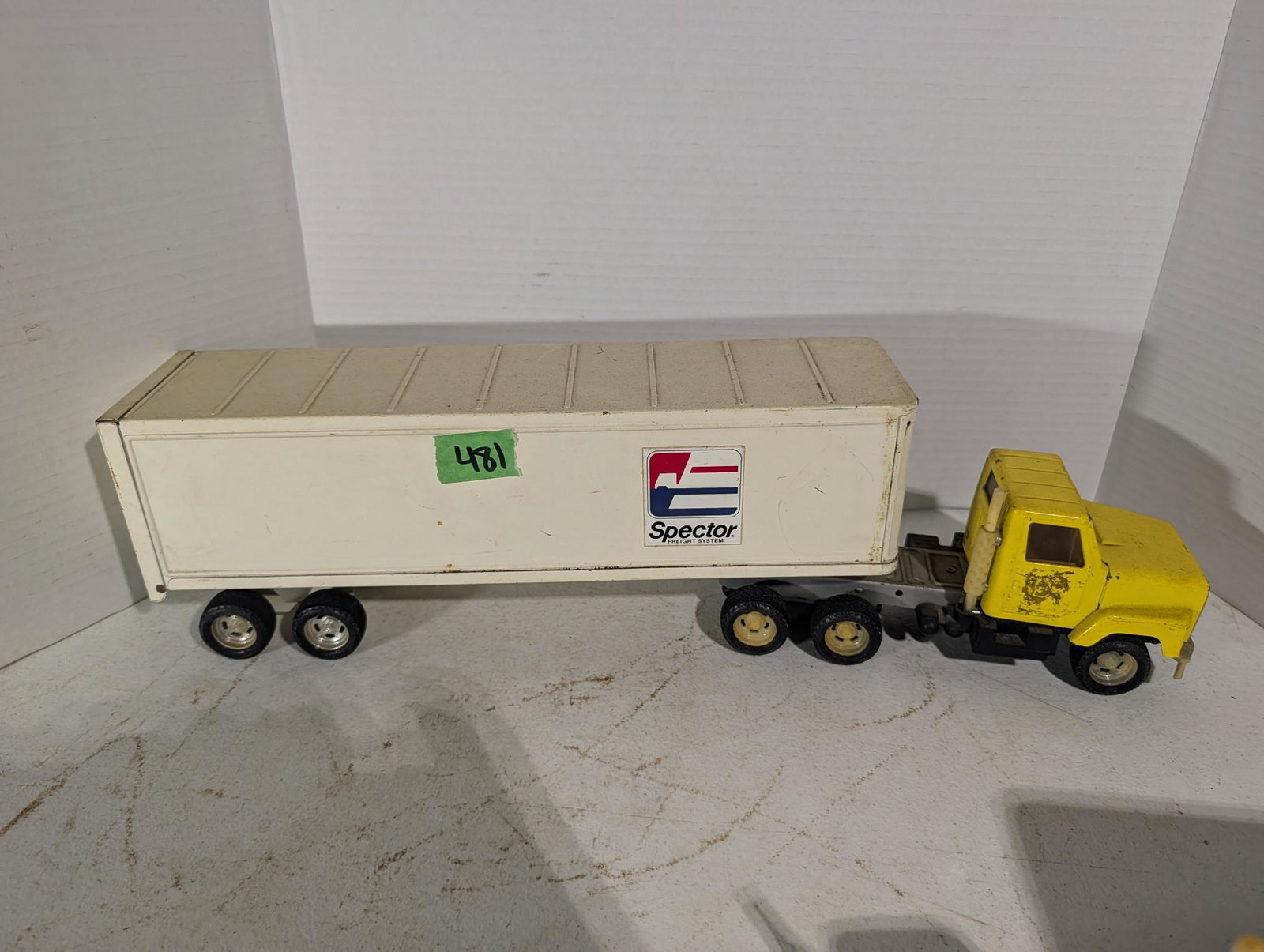 481 1