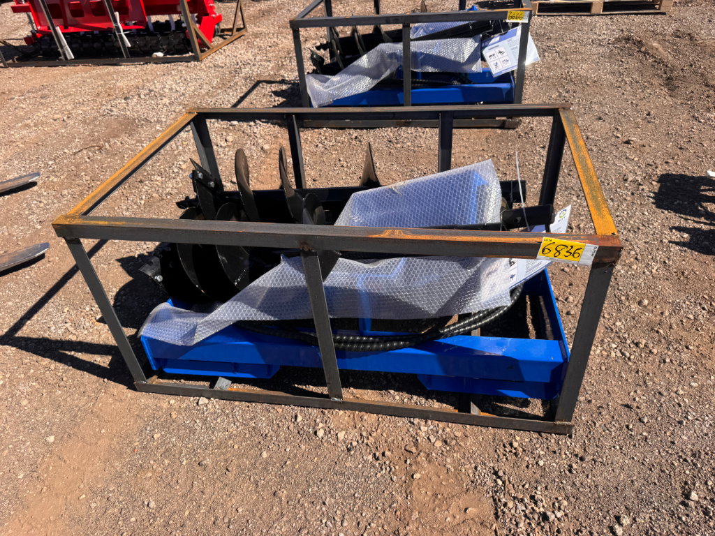6836