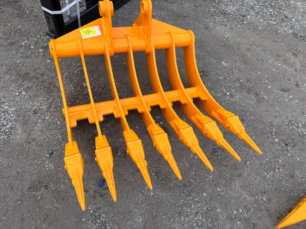 1382